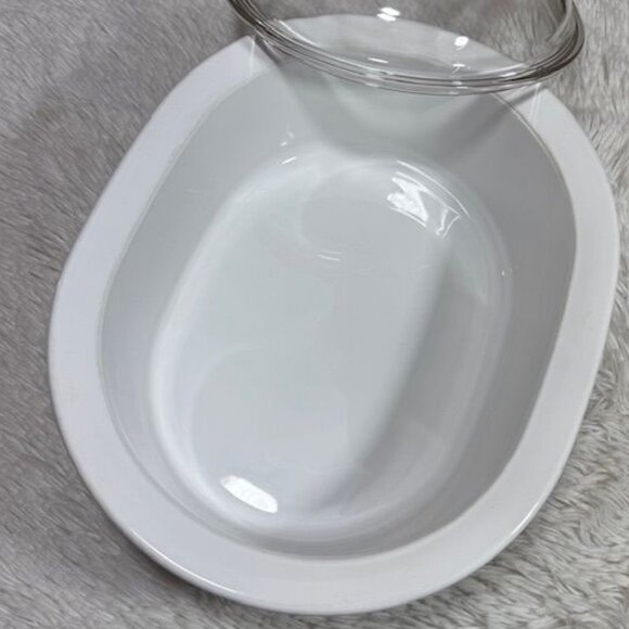 Vintage CorningWare French White Oval 2.5qt Baking Dish with Lid C-225-B - Picture 8 of 14